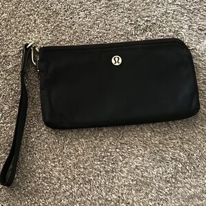 lulu lemon wallet